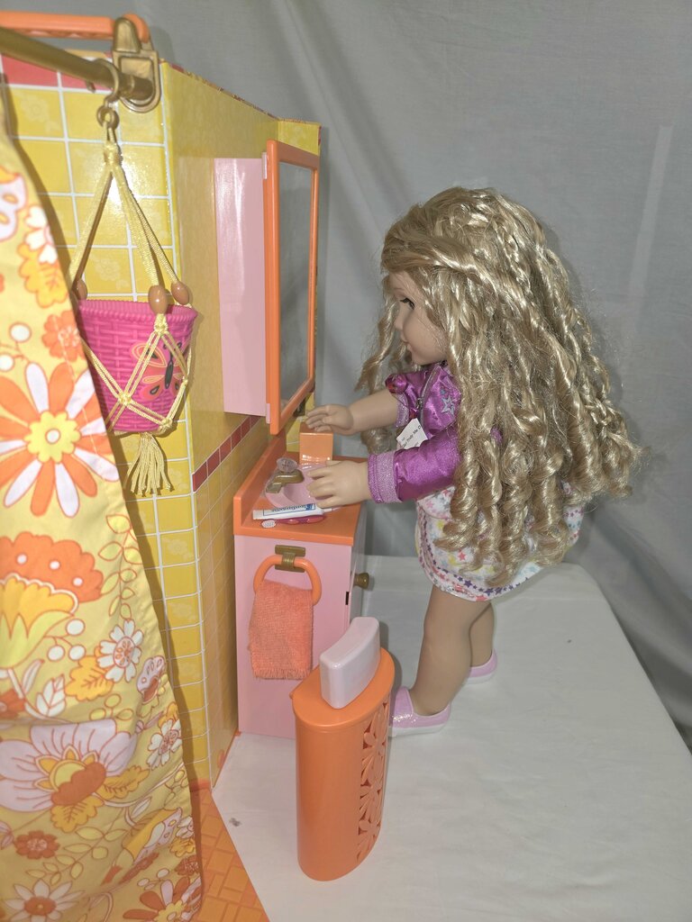 American Girl Julie's Groovy Bathroom
