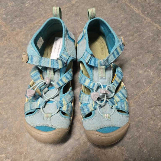 Keen Sandals, size 5