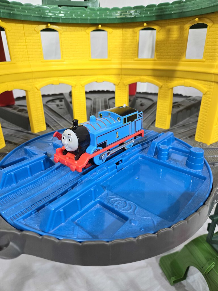 Thomas & Friends Super Station extra large train set [AS IS]