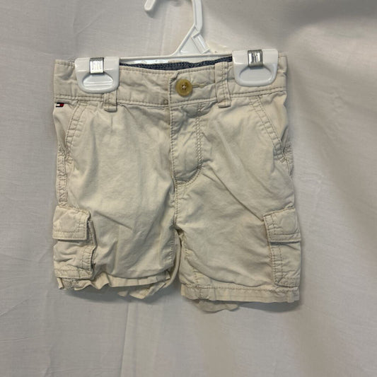 Tommy Hilfiger Shorts, size 18m