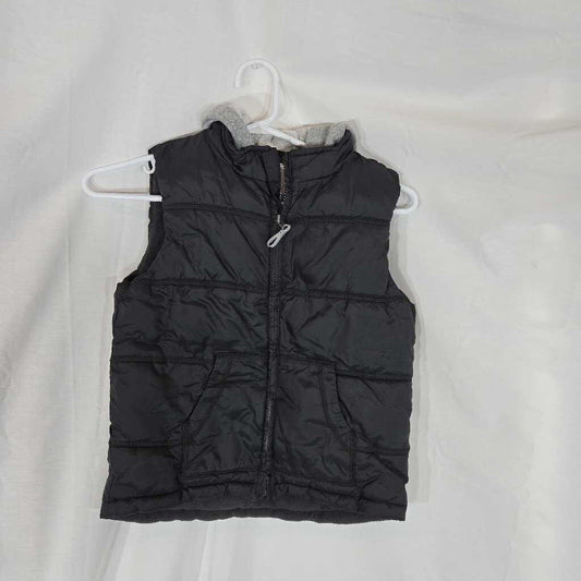 Gymboree Puffer Vest/hoodie, size 5-6