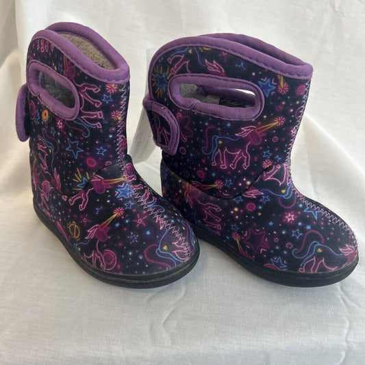 Bogs Toddler Boots size 5 (EU 21)