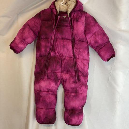 Gap Snowsuit size 12-18m