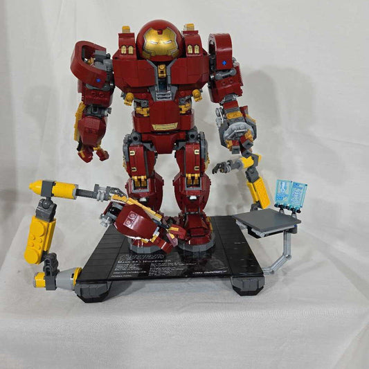 LEGO Marvel Super Heroes 76105 The Hulkbuster