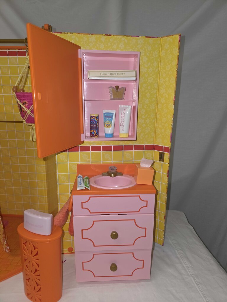 American Girl Julie's Groovy Bathroom