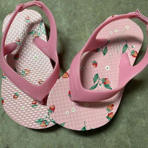 Old Navy Sandals, size 6