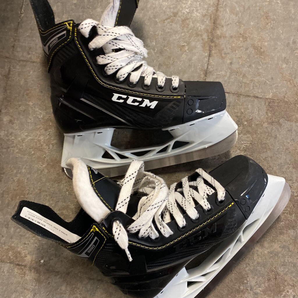 CCM Skates, size 3