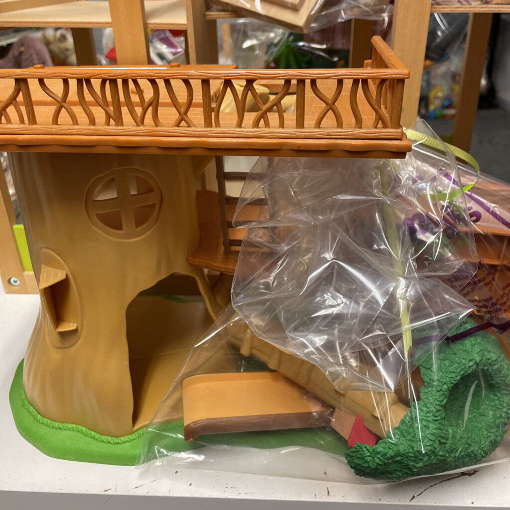 Calico Critters Adventure Tree House [AS IS]